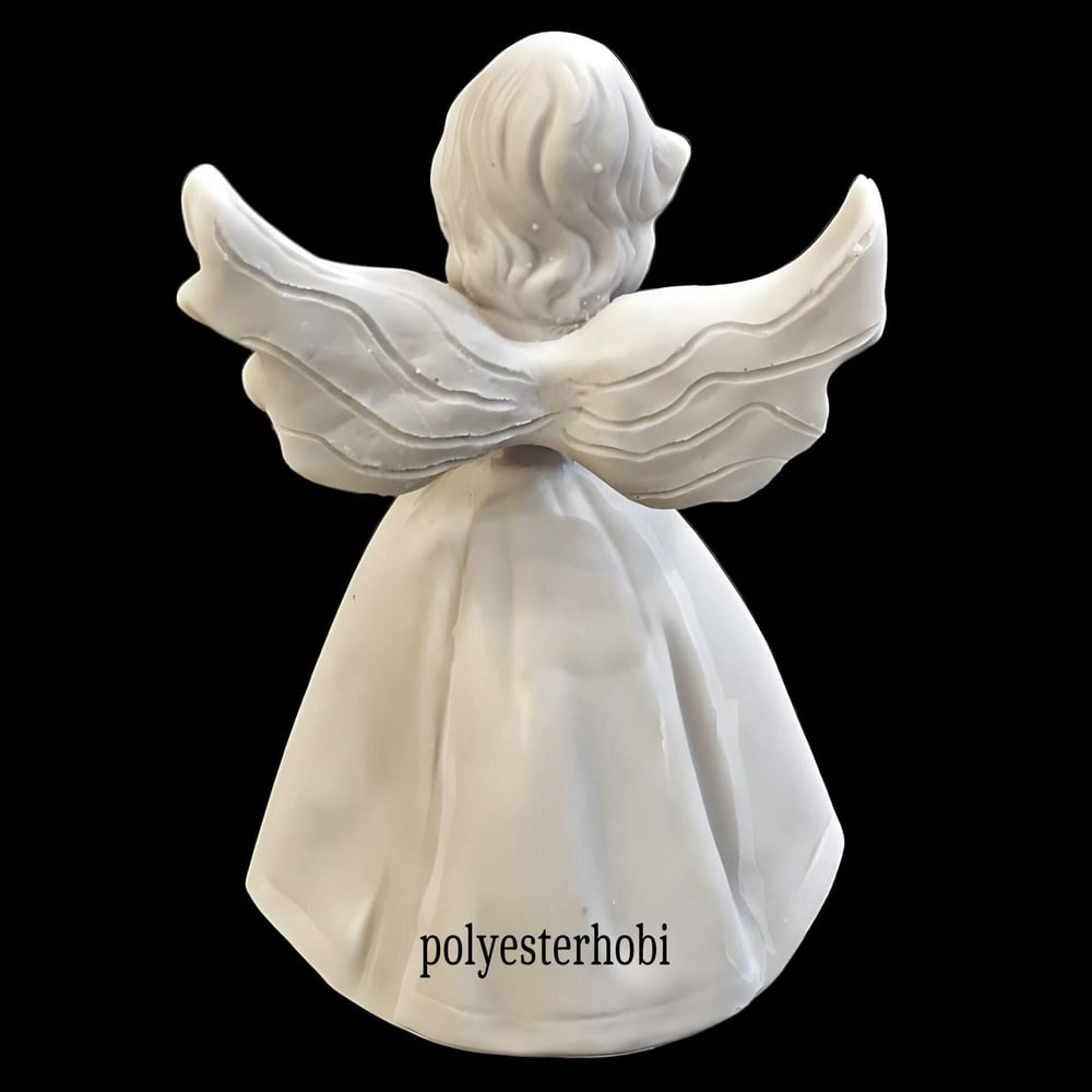 Ob 1960 - Melek Kartanesi Detaylı Ham Polyester Obje