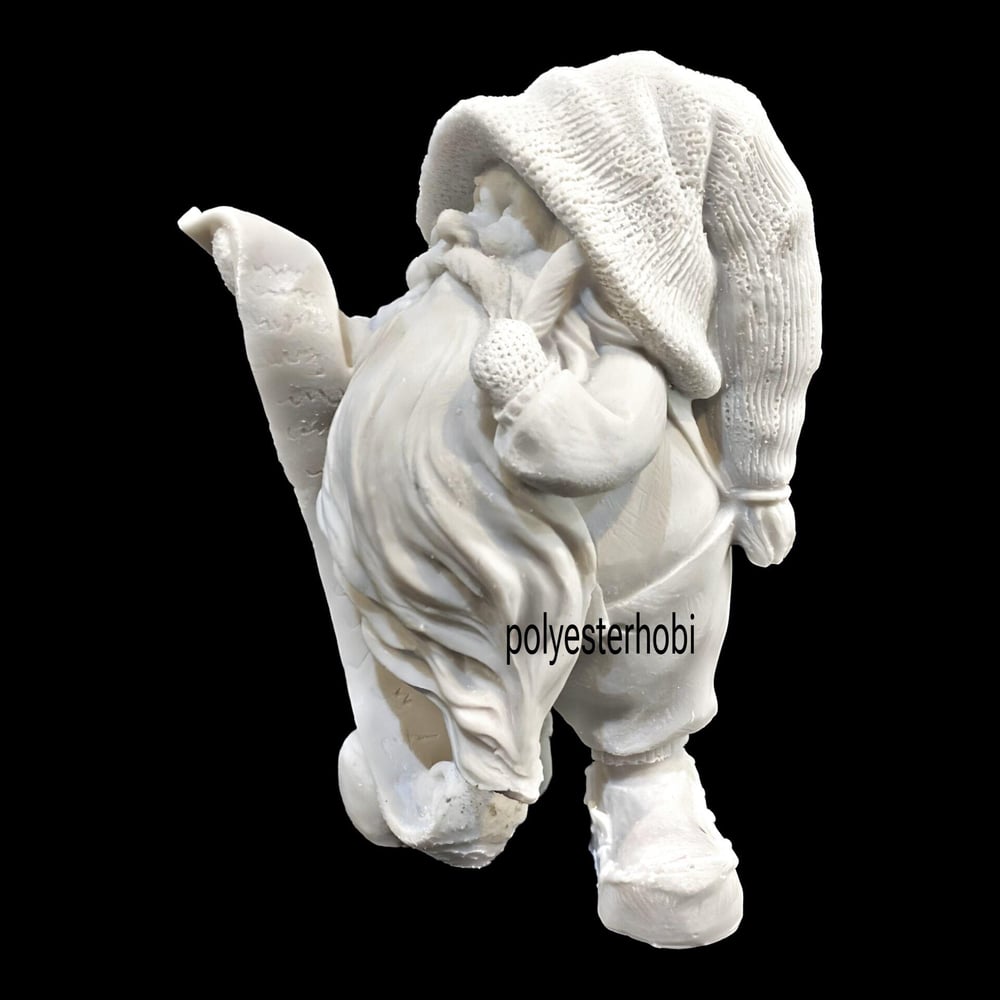 OB 2046 - Noel Baba Hediye Yazan Ham Polyester Obje