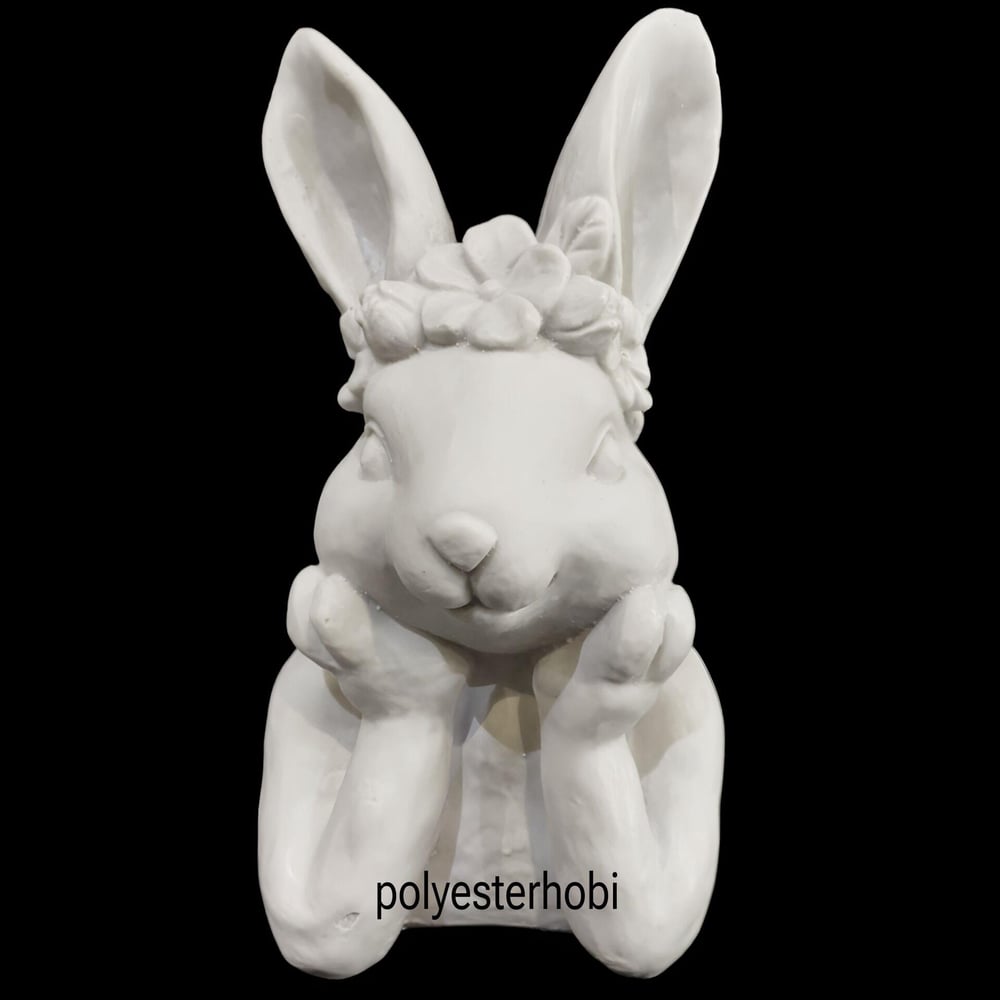 OB 2109 Tavşan Taçlı Dev Boy Ham Polyester Obje