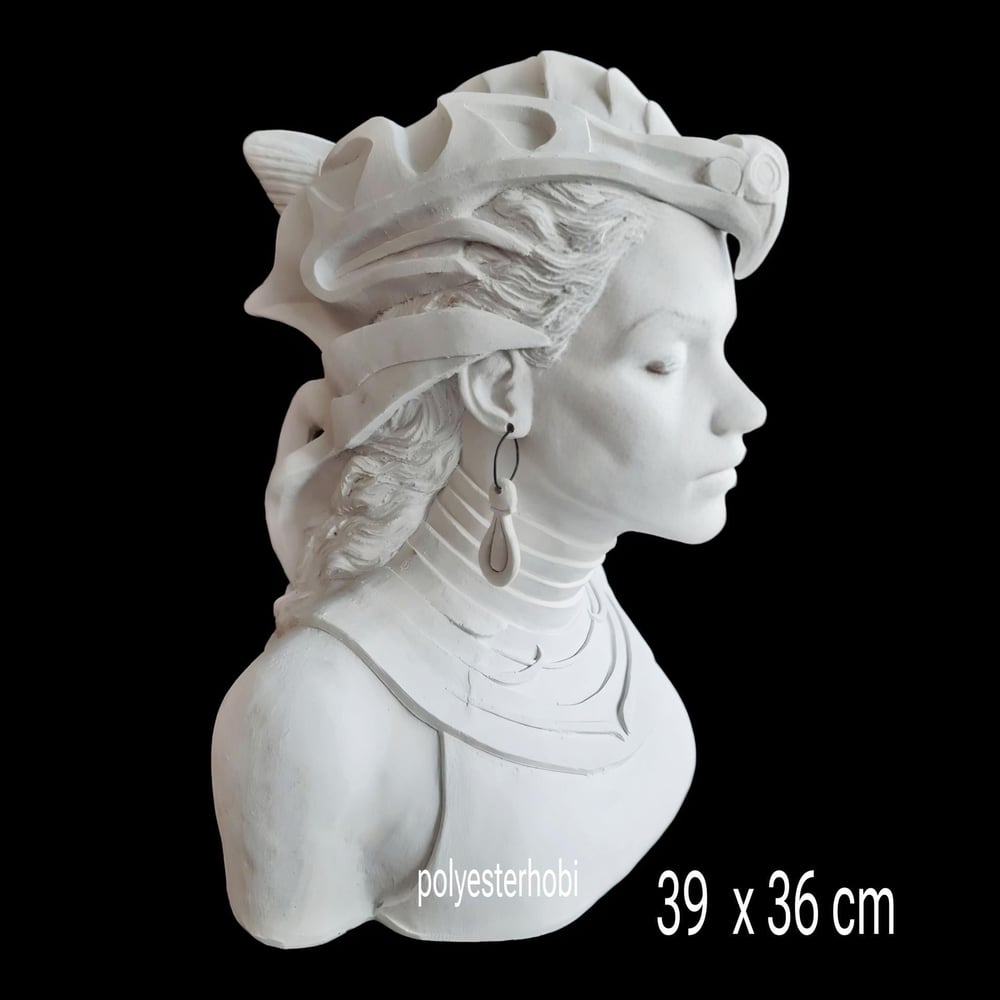 OB 2146 - Dryope Mitolojik Kız Heykel Ham Polyester Büst