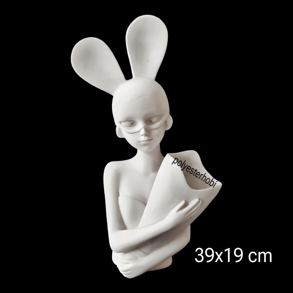 OB 2293 - Buketli Tavşan Kız Polyester Dekoratif Obje