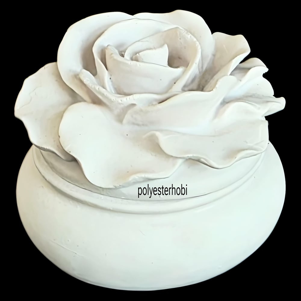 OB 2427 - Gül Kutu Ham Polyester Dekoratif Tamamlayıcı Mumluk Obje