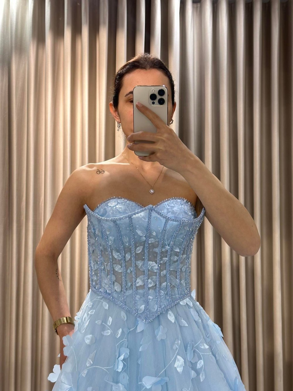Bebe Mavi 3 Boyutlu Straplez Abiye Nişanlık | Kaleiçi Yıldızlar