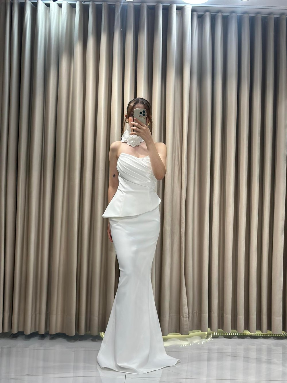 Beyaz Straplez Balık Model Abiye Elbise | Kaleiçi Yıldızlar
