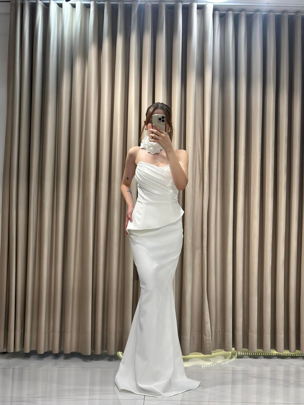 Beyaz Straplez Balık Model Abiye Elbise | Kaleiçi Yıldızlar
