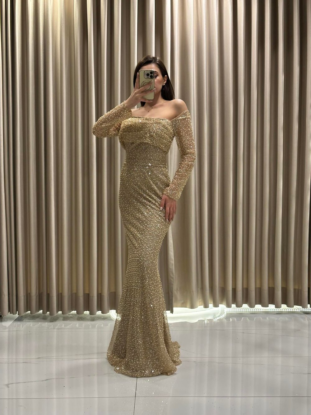 Gold Kayık Yaka Uzun Kollu Abiye Elbise | Kaleiçi Yıldızlar