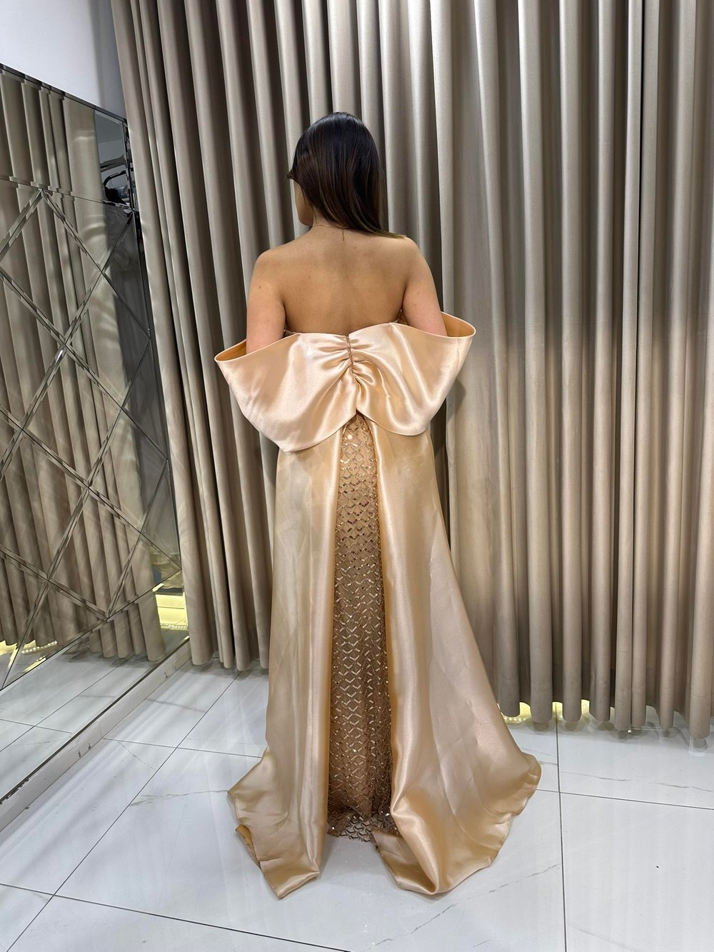 Gold Taş İşlemeli Abiye Elbise | Kaleiçi Yıldızlar