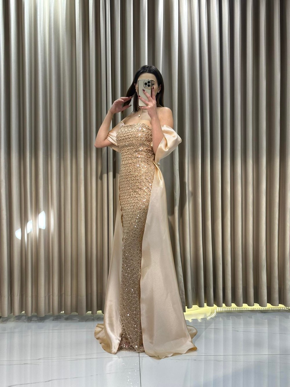Gold Taş İşlemeli Abiye Elbise | Kaleiçi Yıldızlar