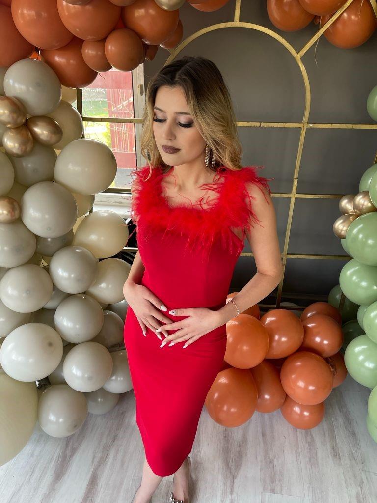 Kırmızı Kayık Yaka Otrişli Midi Boy Abiye Elbise | Kaleiçi Yıldızlar