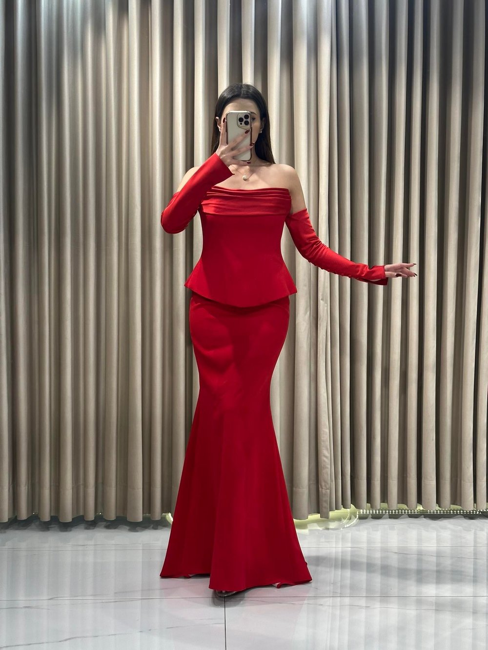 Kırmızı Staplez Eldivenli Balık Model Abiye Elbise | Kaleiçi Yıldızlar