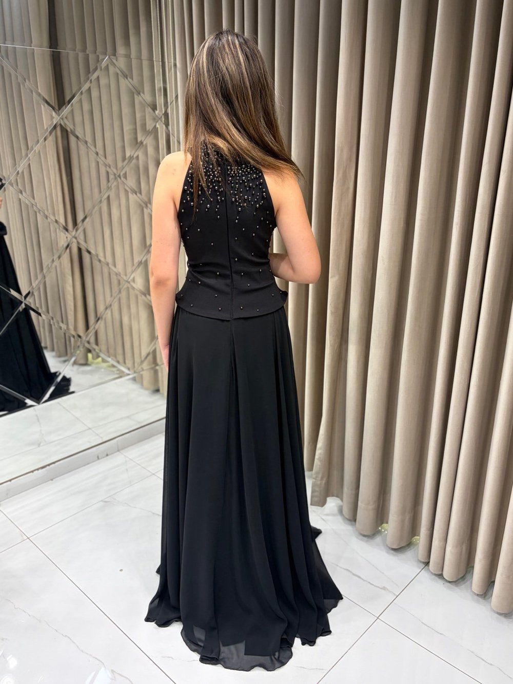 Siyah Halter Yaka İnci İşlemeli Balık Model Abiye Elbise | Kaleiçi Yıldızlar