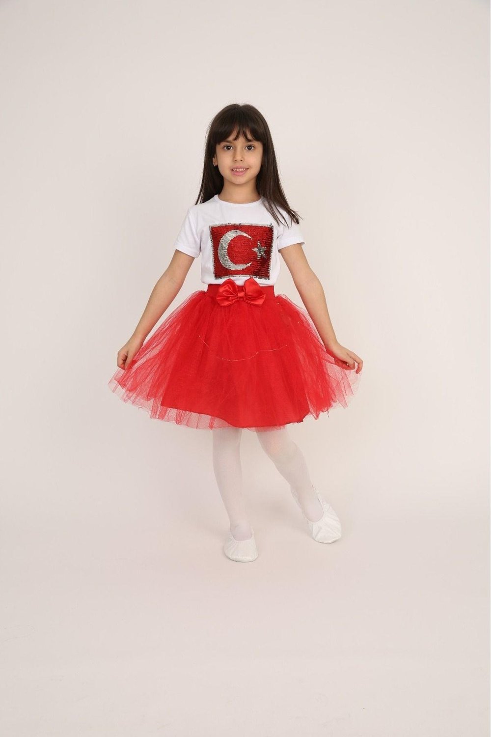 KIZ ÇOCUK ALT-ÜST TAKIM 23 NİSAN 29 EKİM 19 MAYIS GÖSTERİ KIYAFETLERİ TAÇ TOKA PİSİ PİSİ