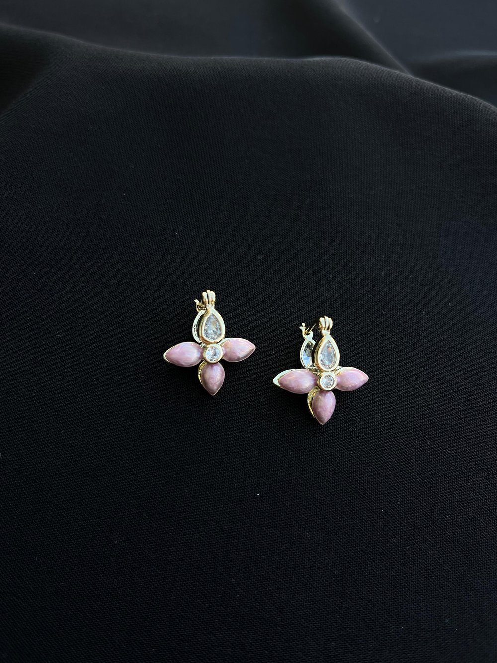 Pembe Yıldız Küpe