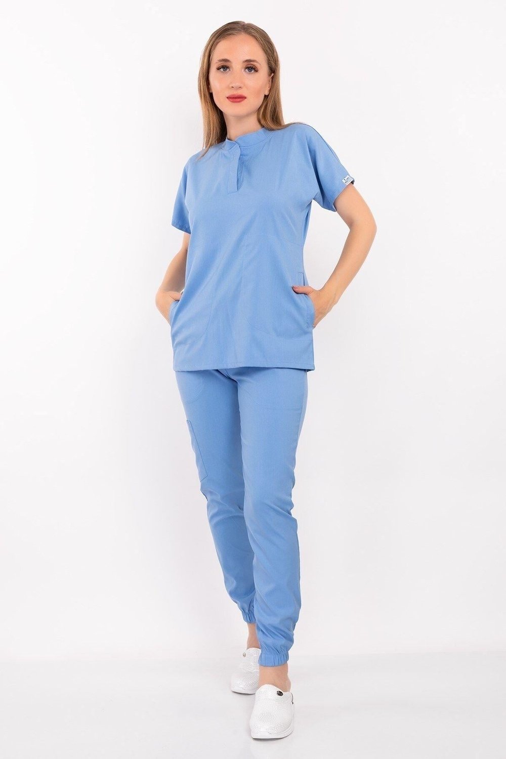 Bebe Mavi Renk Çağla Model Soft Likra Çıt Çıtlı Hakim Yaka Doktor Hemşire Hastane Cerrahi Takım-Nur Medikal Giyim
