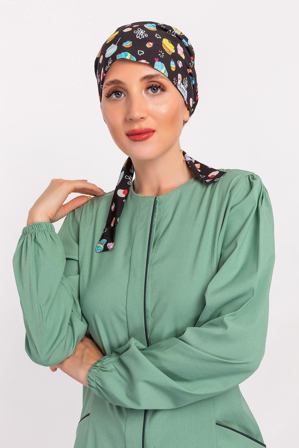 Kadın Cupcake Pasta Desenli Hemşire Doktor Tesettür Bone-Nur Medikal Giyim