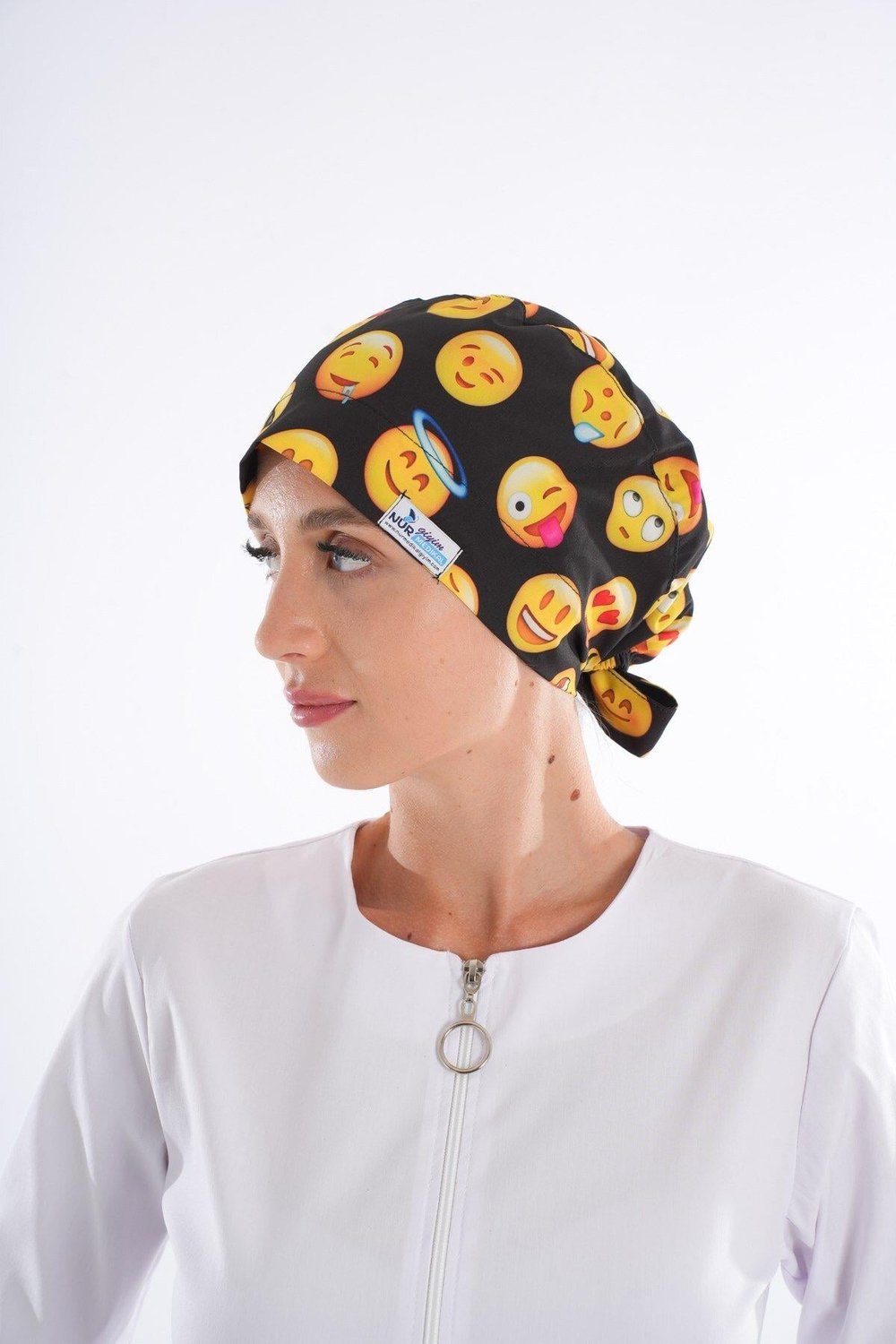 Siyah Emoji Desenli Tesettür Doktor Hemşire Hastane Aşçı Cerrahi Bone-Nur Medikal Giyim