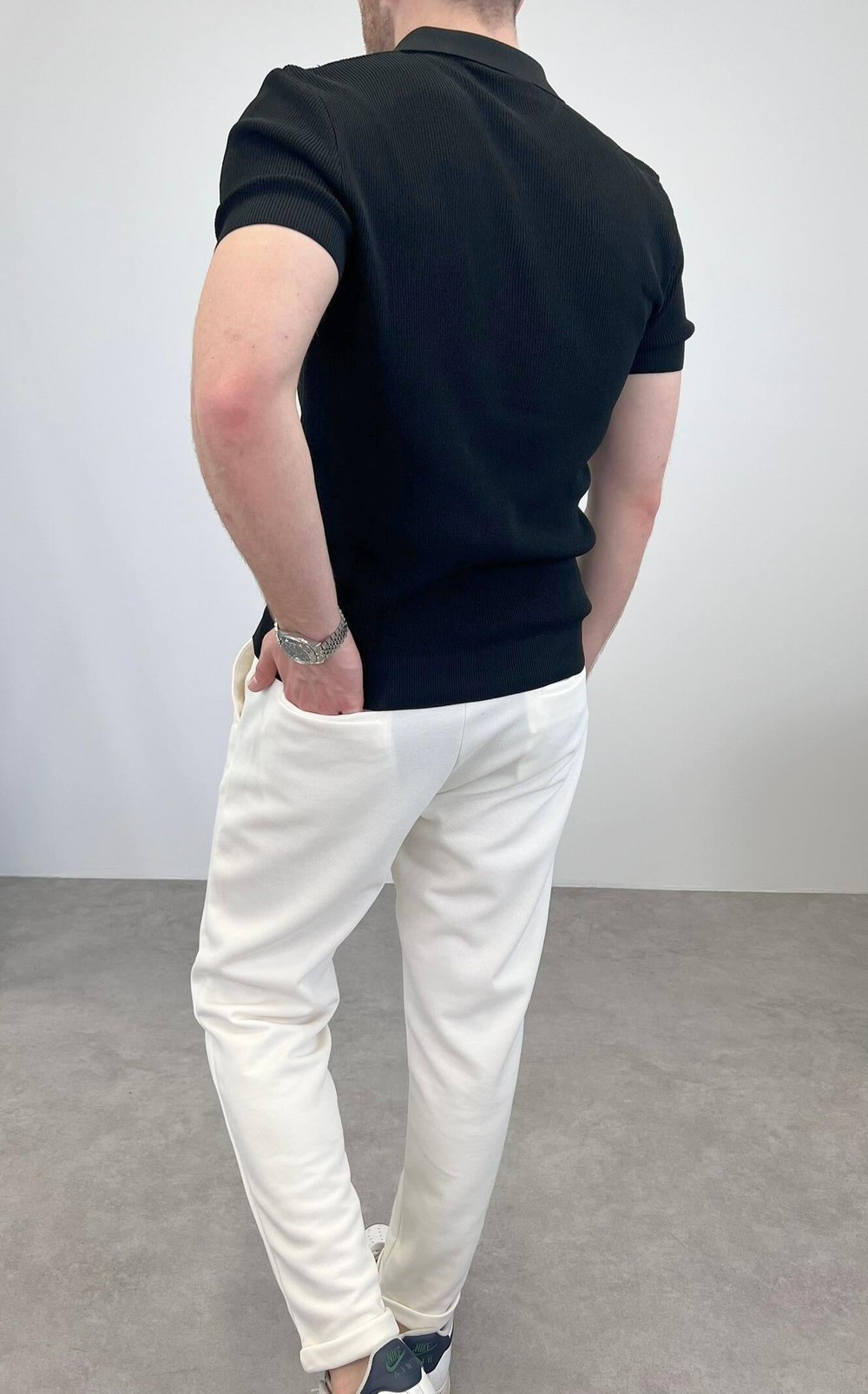 ÖRME POLO YAKA FERMUARLI T-SHIRT SİYAH