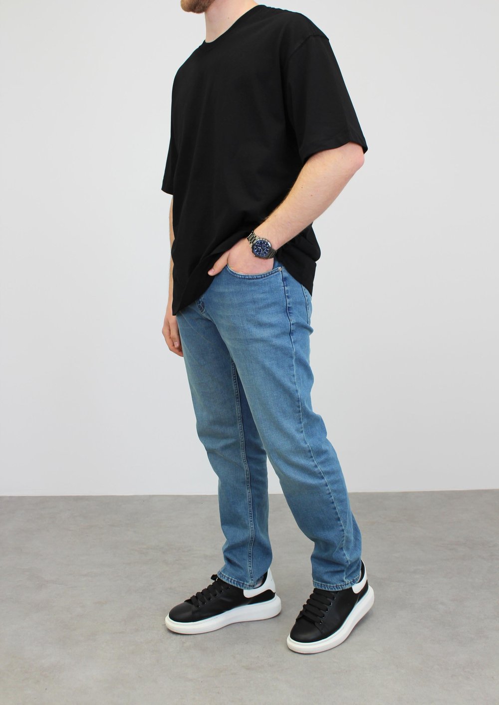 OVERSIZE BİSİKLET YAKA T-SHIRT SİYAH