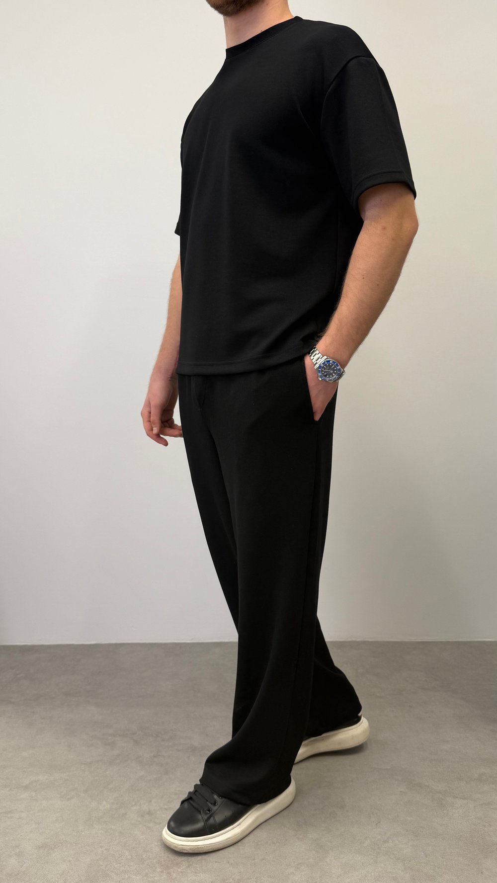 OYSHO KUMAŞ YARIM OVERSİZE T-SHIRT SİYAH