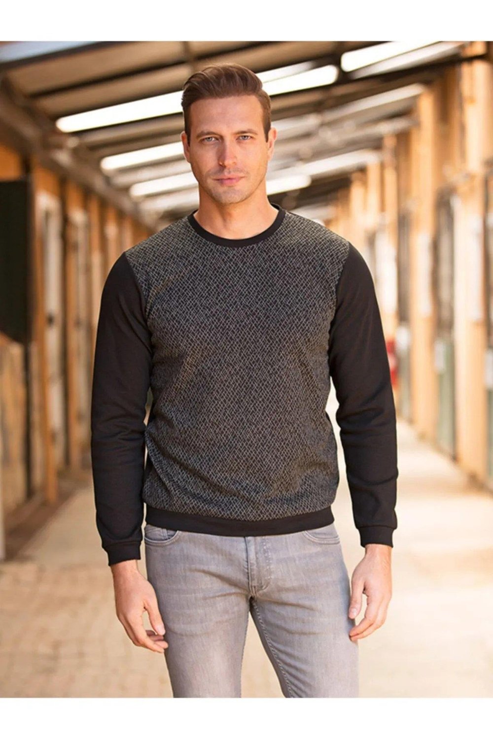 Jakar Panelli Pamuklu Bisiklet Yaka Sweatshirt