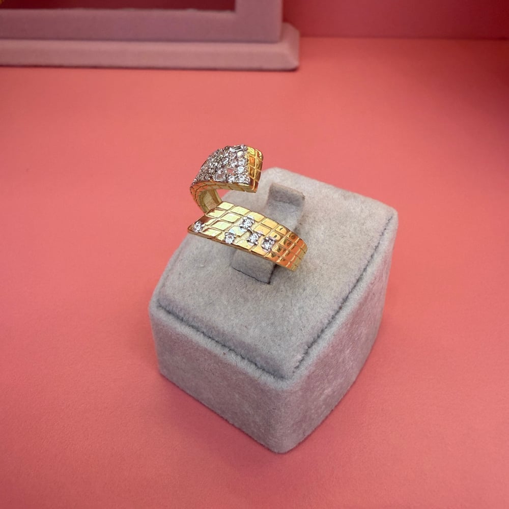 BYNARS BALANCE RING