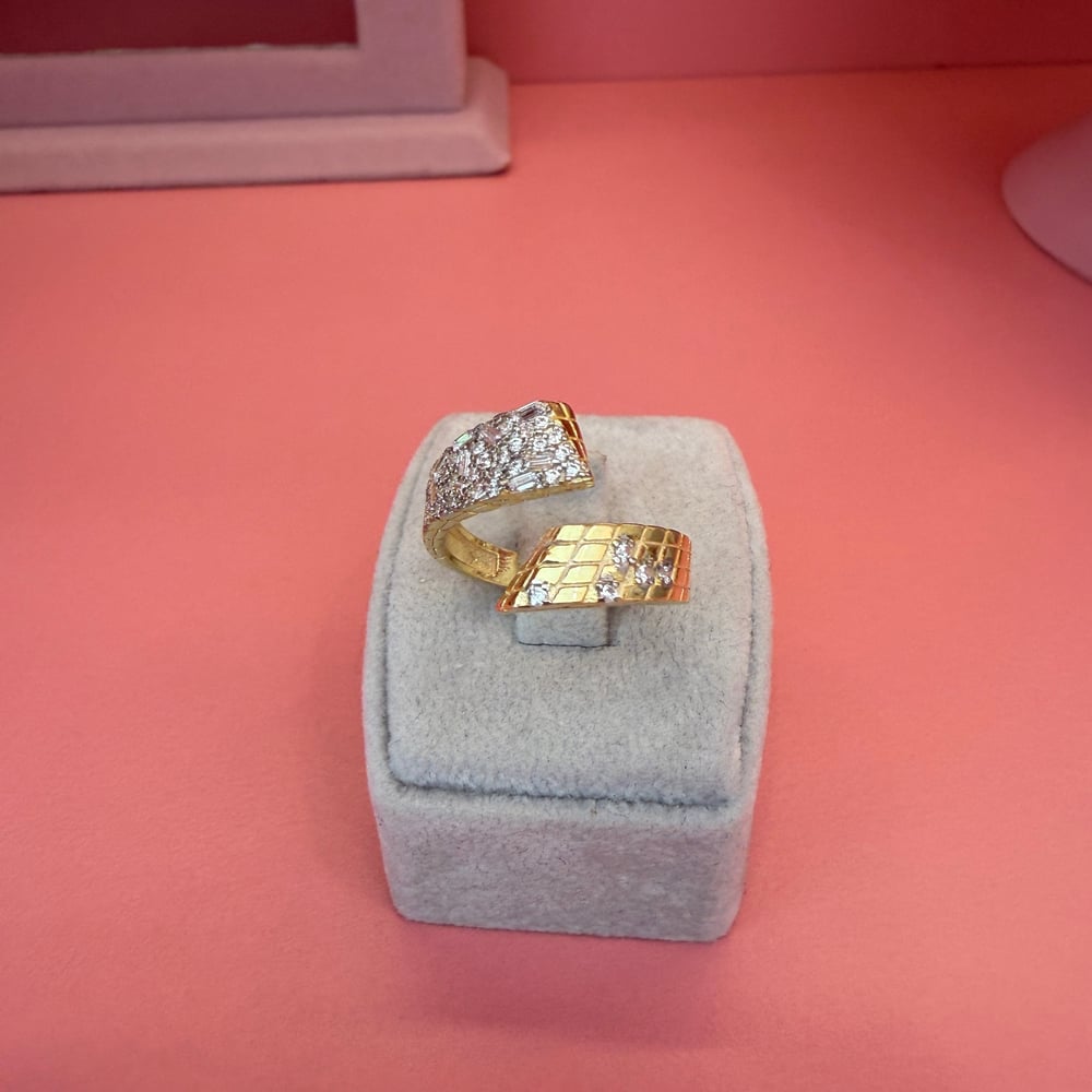 BYNARS BALANCE RING