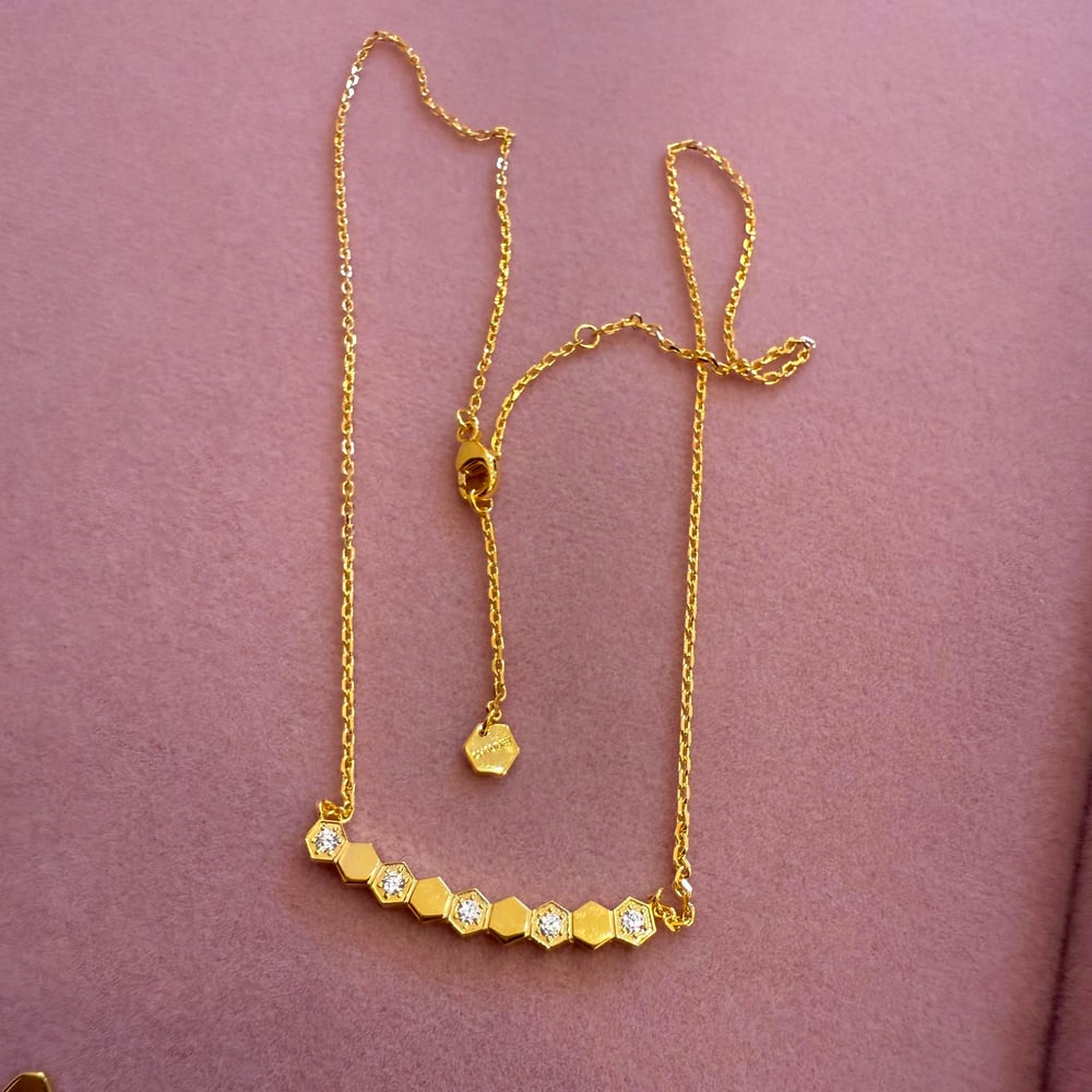 CH BEE GOLD KOLYE