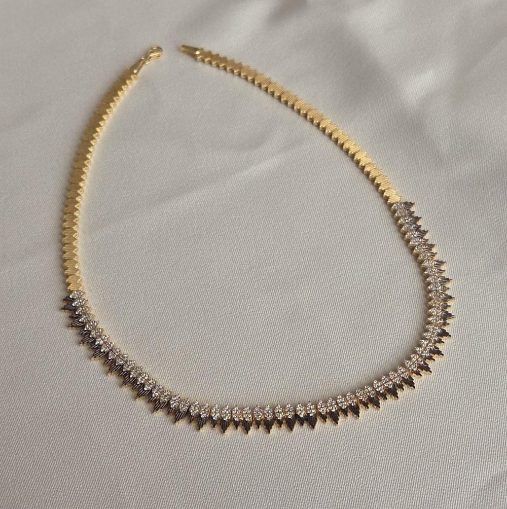 TRİANGLE DESEN GOLD KOLYE