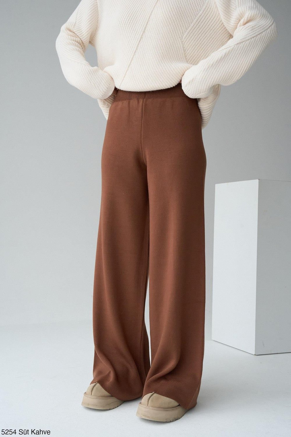 TRİKO PANTOLON 