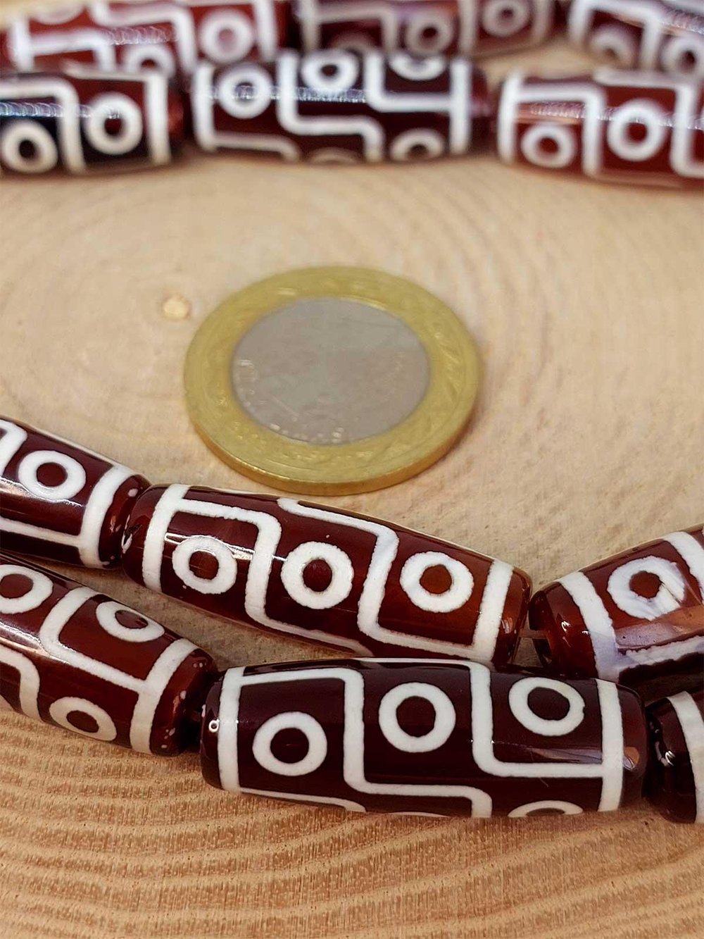 9 Göz Tibet Akik Taşı Silindir Kesim 10x30mm/adet (45788-1)