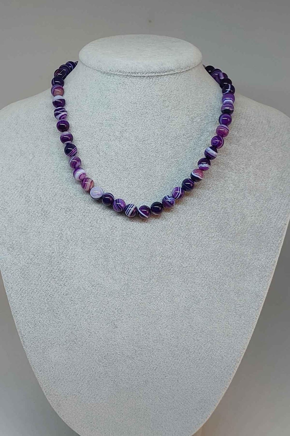 Akik Taşı Mor Kolye 8mm (7777) (Klipsli)