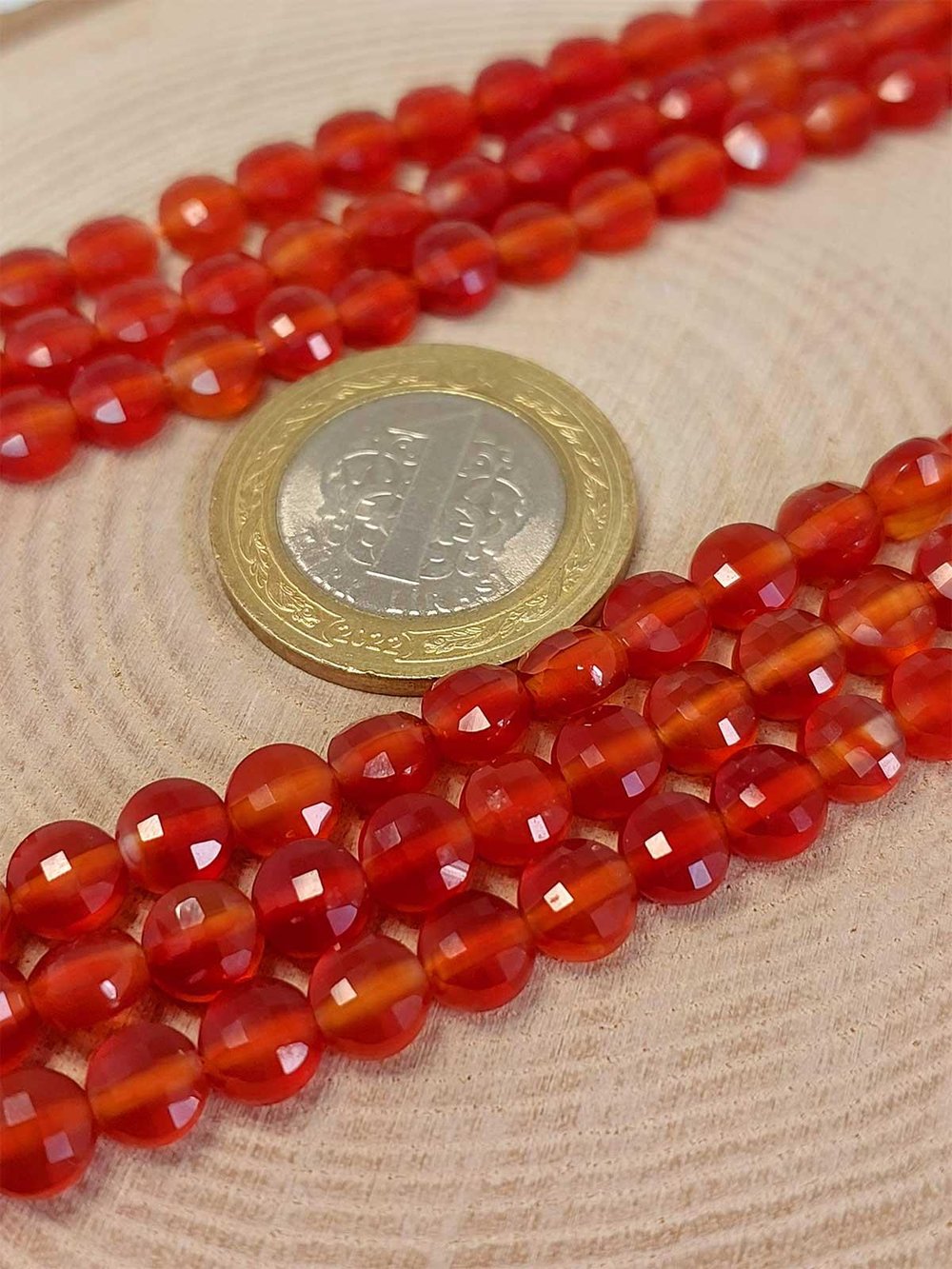 Akik Taşı YASSI Faset Kesim YARIM Dizi 6x4mm (42805) (18cm uzunluğundadır)