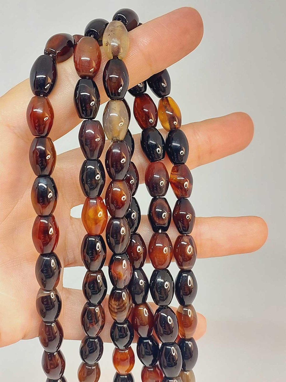 Çeyrek Dizi (9cm uzunluğundadır!) Akik Taşı Arpa Kesim 8x11mm Çeyrek Dizi (49418)