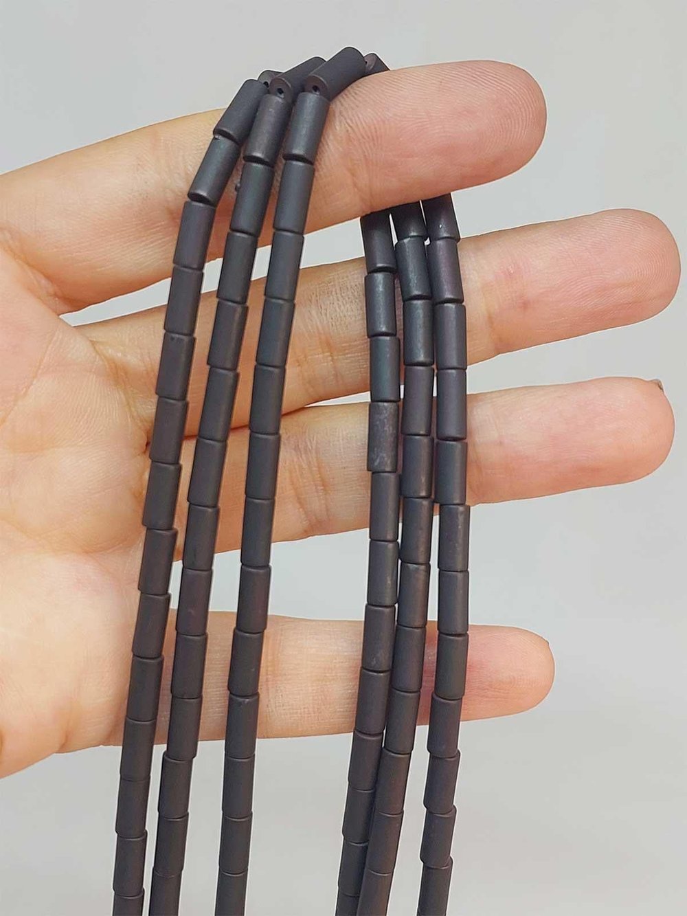 Çeyrek Dizi (9cm uzunluğundadır!) Hematit Taşı Çeyrek Dizi 3.5*8mm (48198)