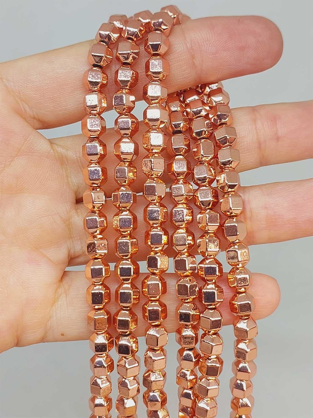 Çeyrek Dizi (9cm uzunluğundadır!) Hematit Taşı Çeyrek Dizi 5.5mm (48160)