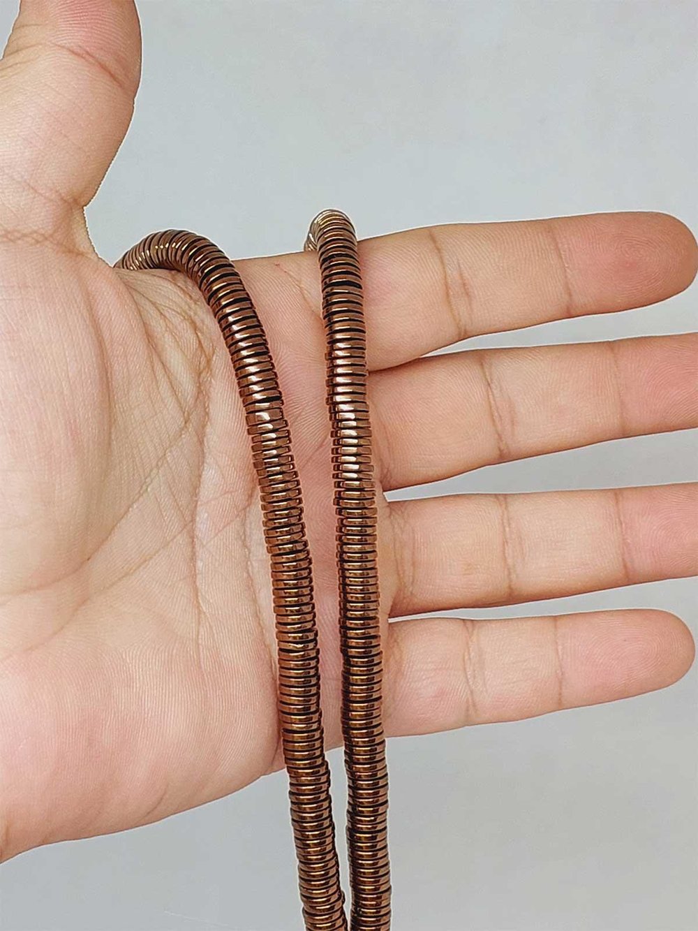 Çeyrek Dizi (9cm uzunluğundadır!) Hematit Taşı Şekilli 1*6mm Çeyrek Dizi (52318)