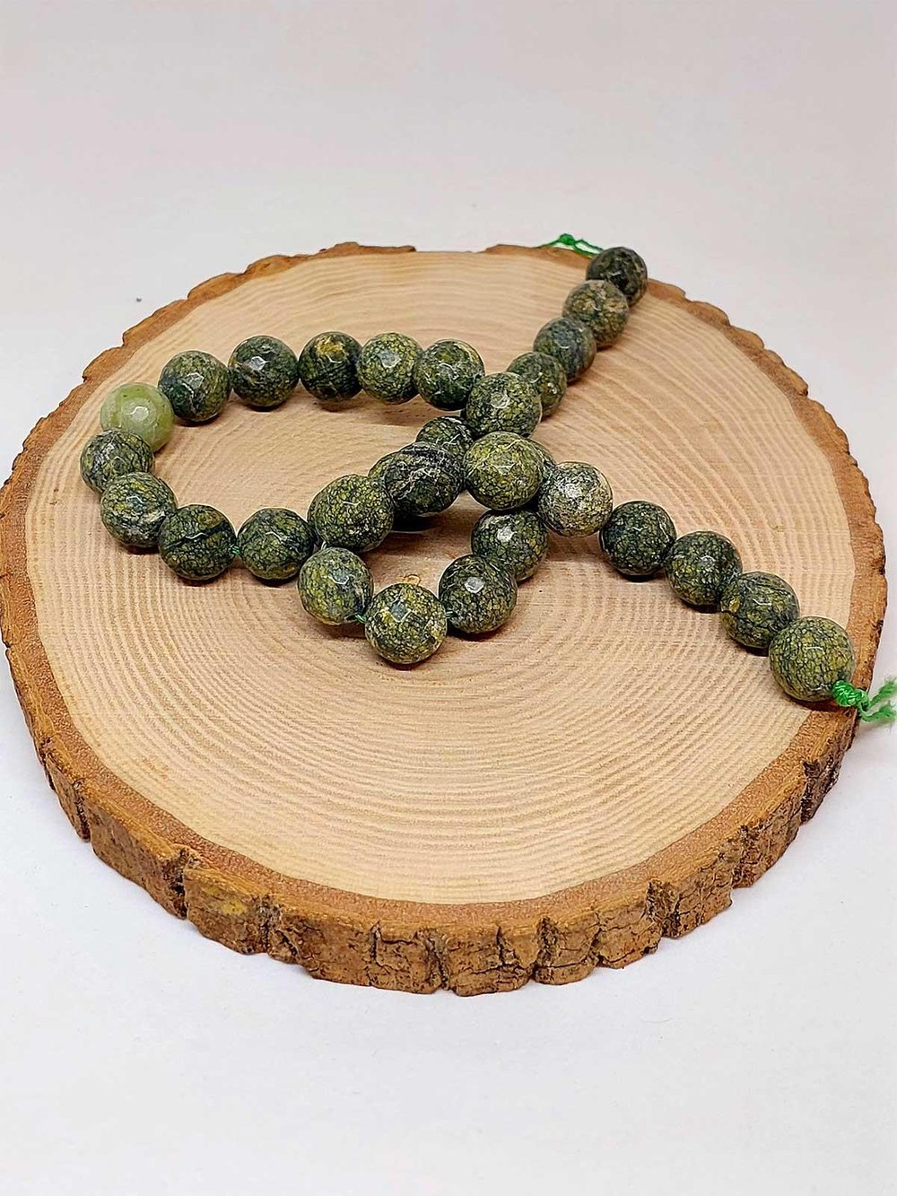 Çeyrek Dizi (9cm uzunluğundadır!) Peridot (Zebercet) Taşı Koyu Renk Çeyrek Dizi Faset Kesim 11-12mm Aralığı