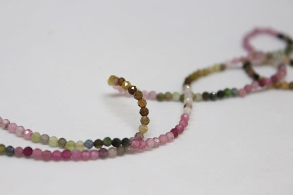 Çeyrek Dizi (9cm uzunluğundadır!) Turmalin Taşı Çeyrek Dizi 2mm