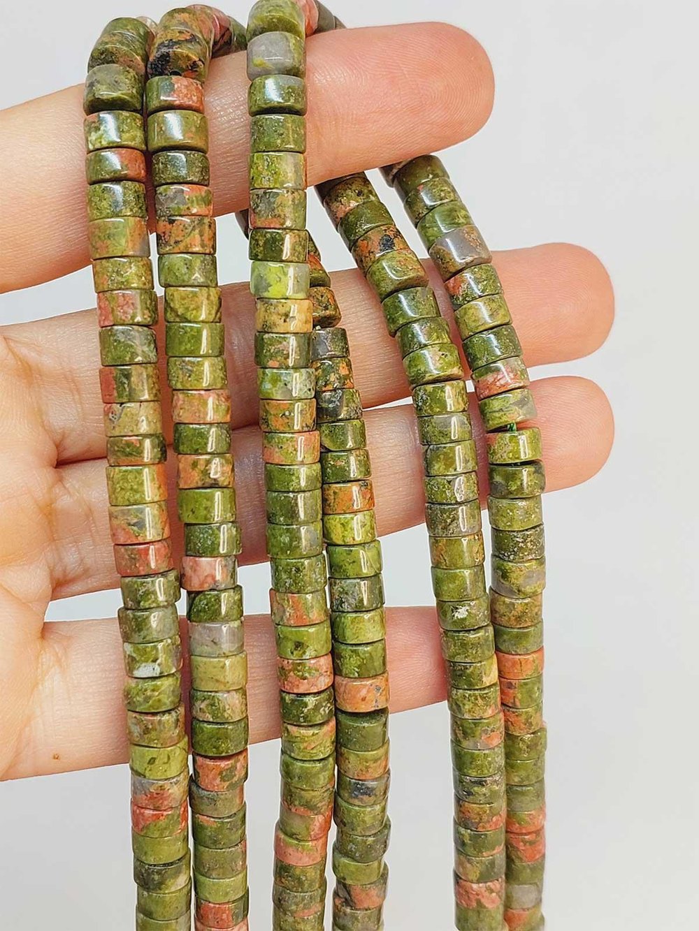 Çeyrek Dizi (9cm uzunluğundadır!) Unakit Taşı Şekilli 3x6mm Çeyrek Dizi (49340)