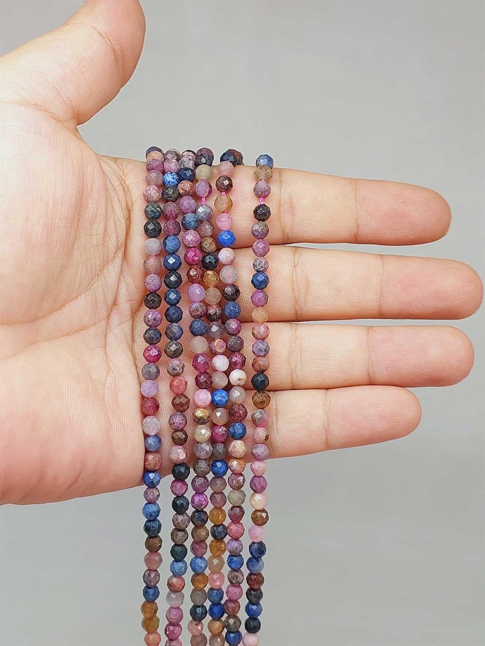 Çeyrek Dizi (9cm uzunluğundadır!) Yakut & Safir Taşı Çeyrek Dizi 4mm (51220)