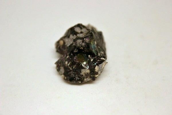 Gökkuşağı & Kartanesi Obsidyen Taşı Ham Parça