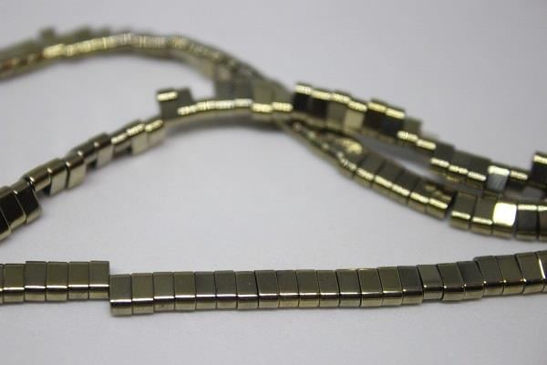 Hematit Taşı Çift Delikli YARIM Dizi (17450) (18cm uzunluğundadır)