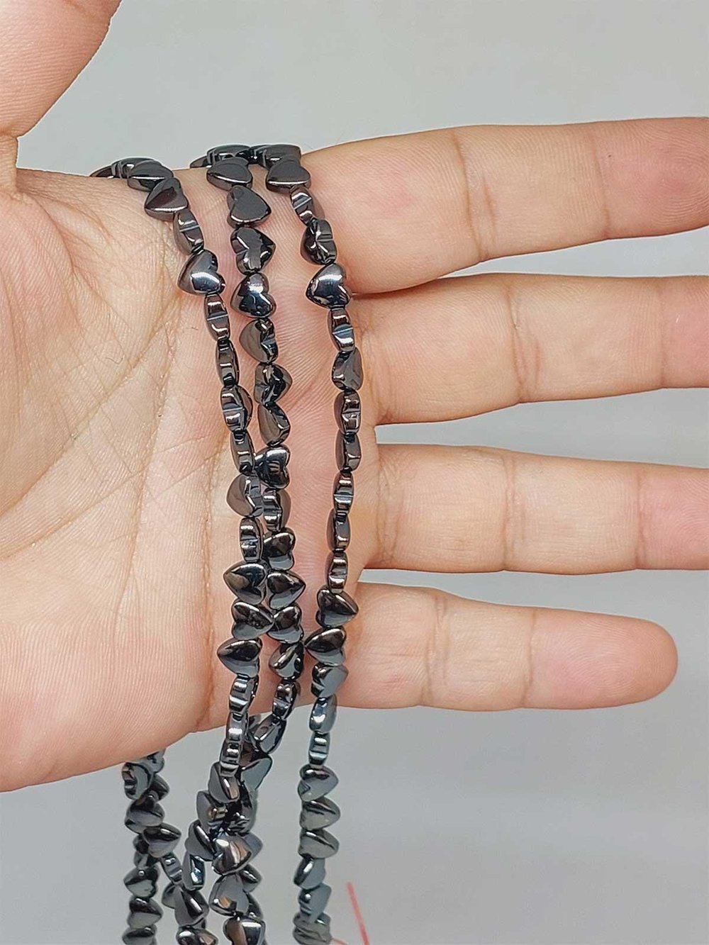 Hematit Taşı Kalp Şekilli 2.5*5mm YARIM Dizi (52416) (18cm uzunluğundadır)