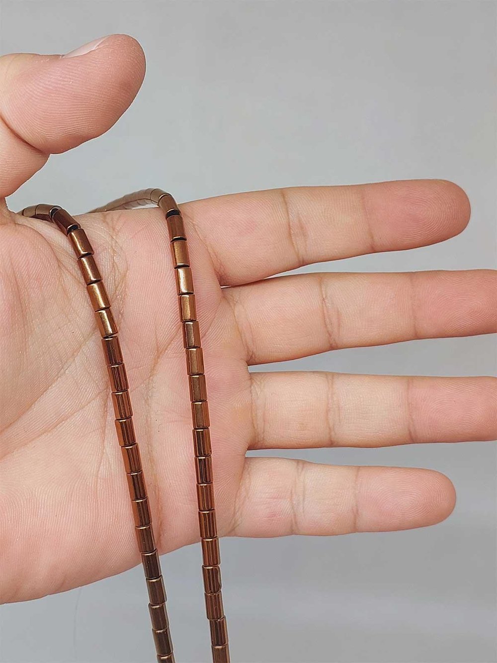 Hematit Taşı Silindir Şekilli 3.5*6mm YARIM Dizi (52374) (18cm uzunluğundadır)