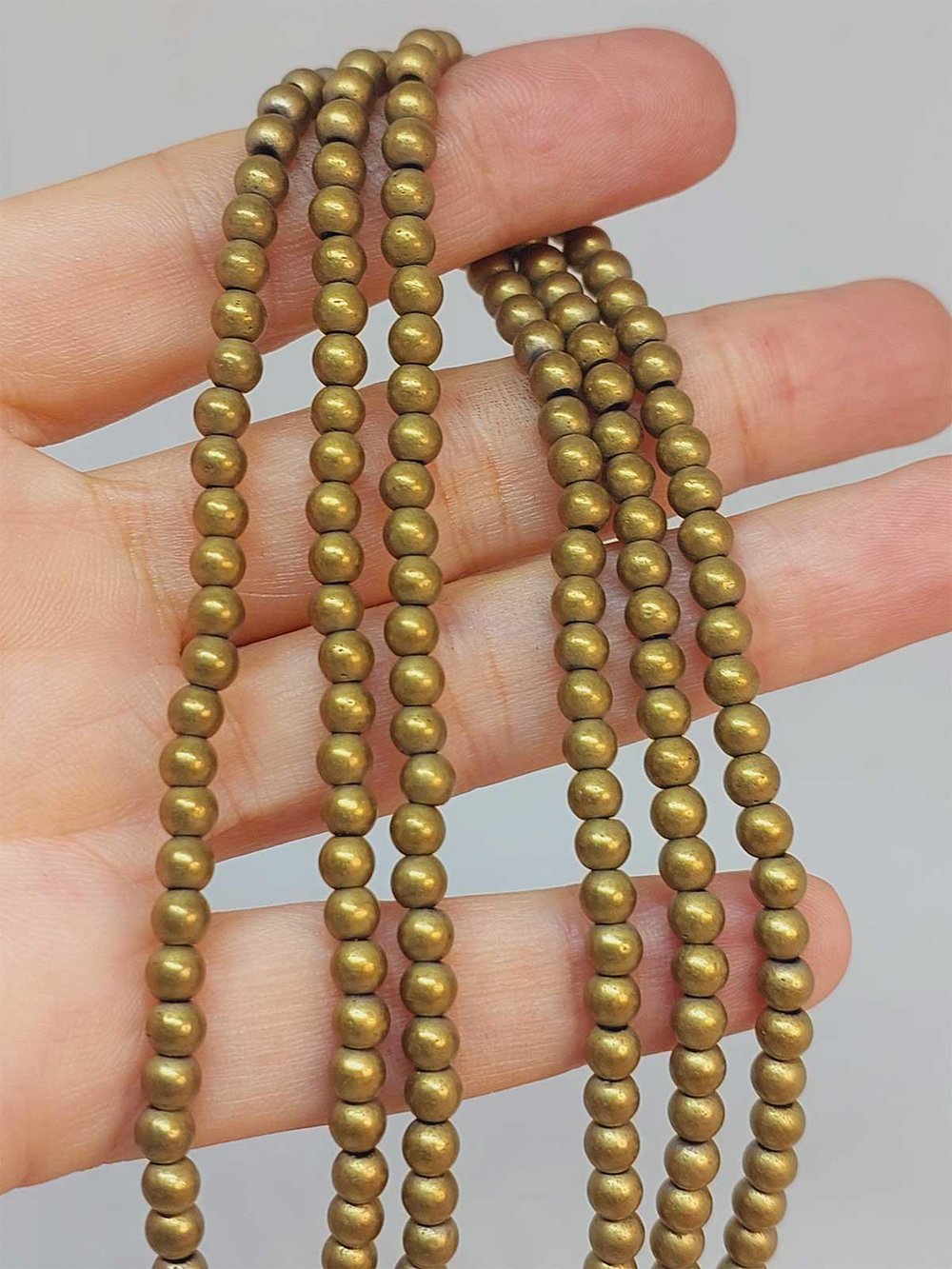 Hematit Taşı YARIM Dizi 4mm (48182) (18cm uzunluğundadır)