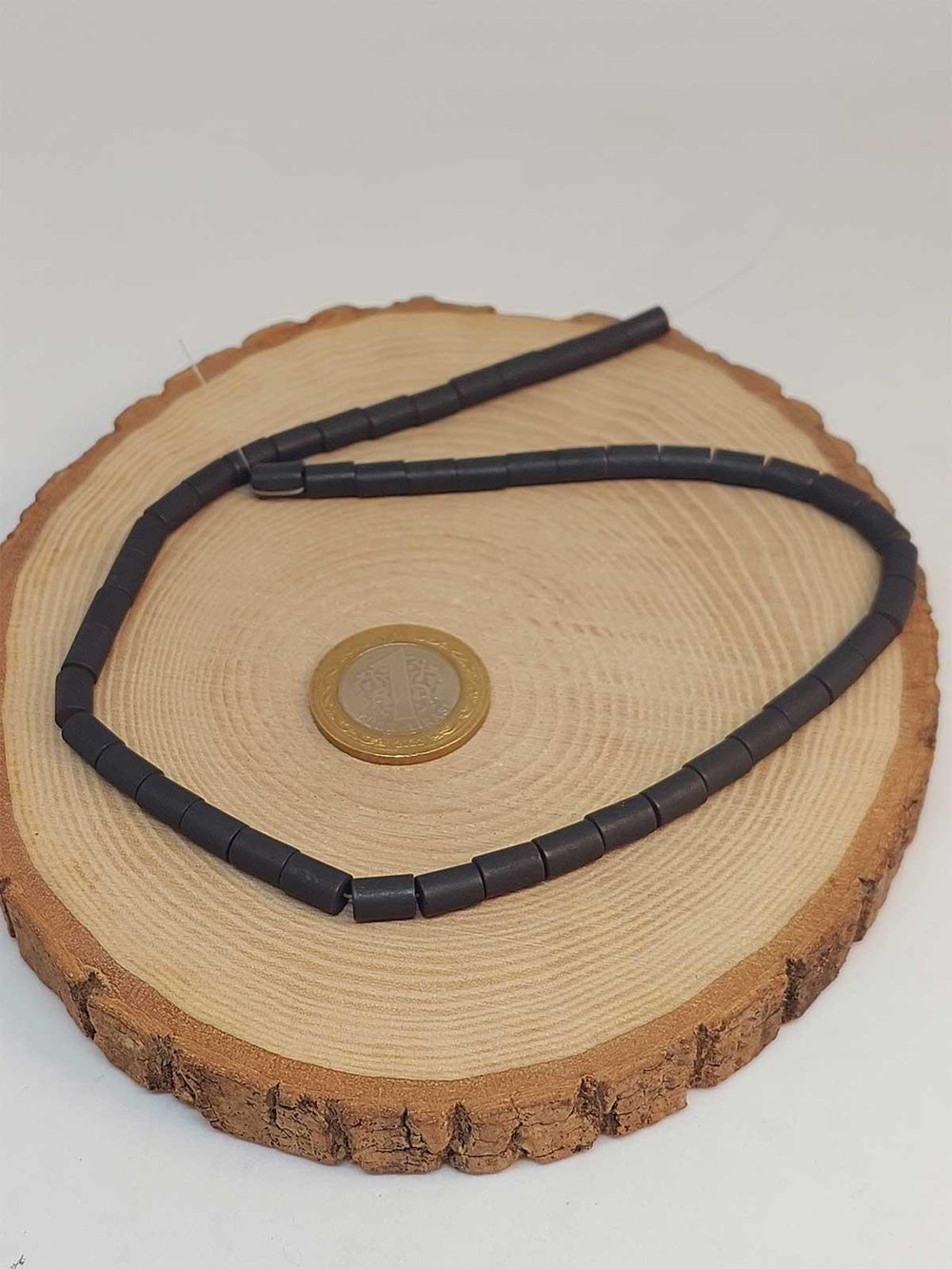 Hematit Taşı YARIM Dizi 5.5*8mm (49600) (18cm uzunluğundadır)
