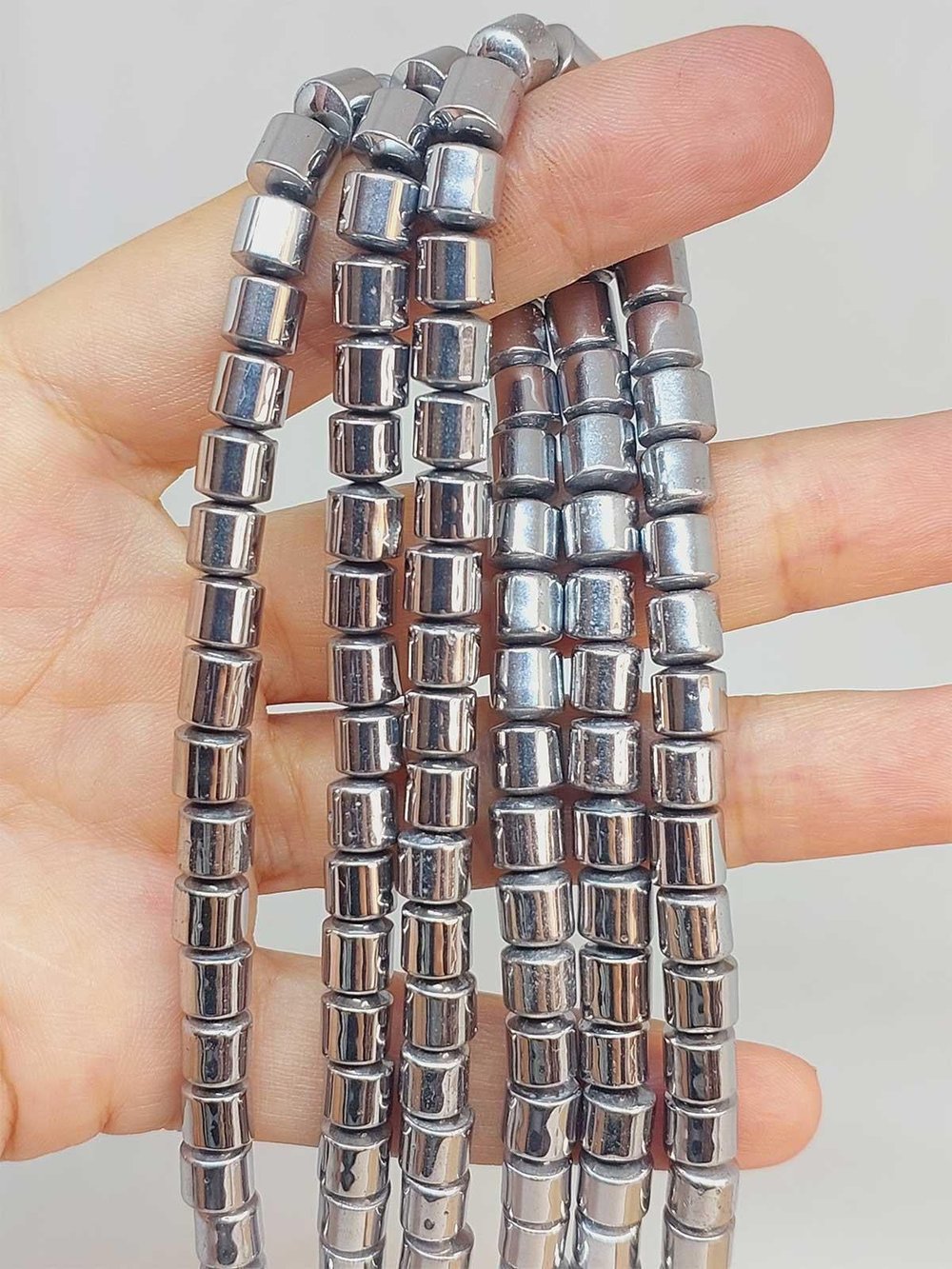 Hematit Taşı YARIM Dizi 6*6mm (48194) (18cm uzunluğundadır)