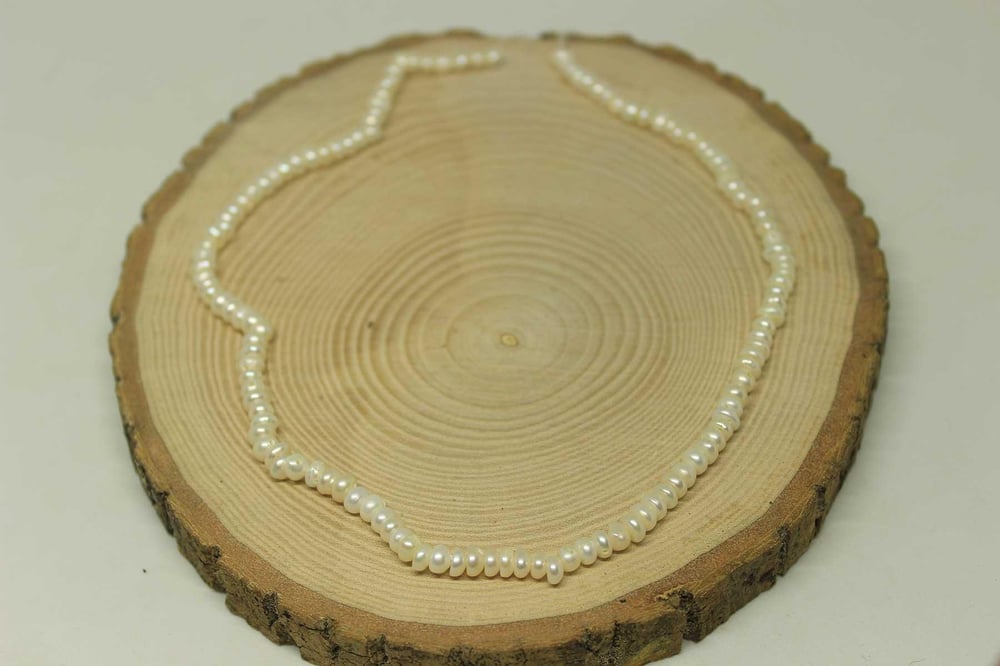 İnci YARIM Dizi Beyaz Rondela 4-5mm aralığı (18cm uzunluğundadır)