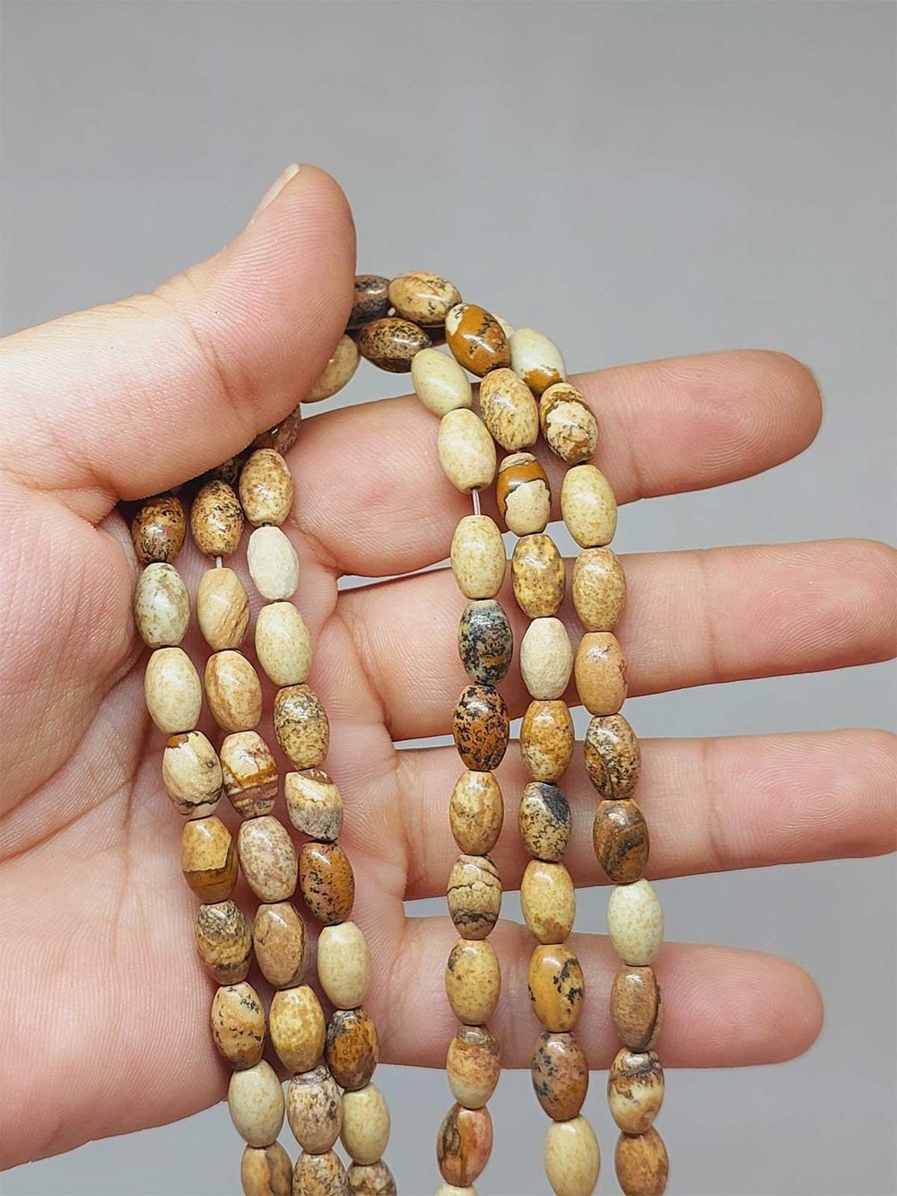 Jasper Taşı Arpa Kesim YARIM Dizi 6*8.5mm (49982) (18cm uzunluğundadır)