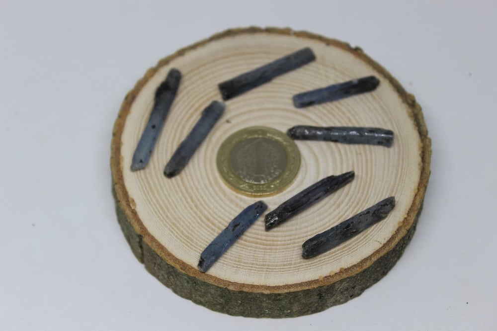 Kyanit Taşı Küçük Boy Çubuk Ham Parça (1-2gram)